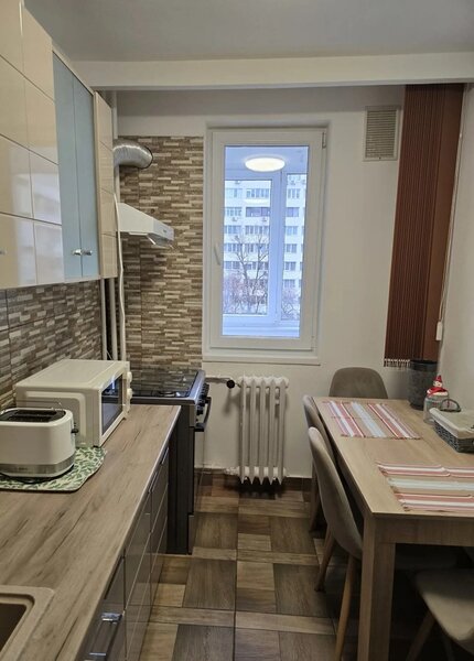 Obor, Colentina, vav Kaufland 6 minute metrou,